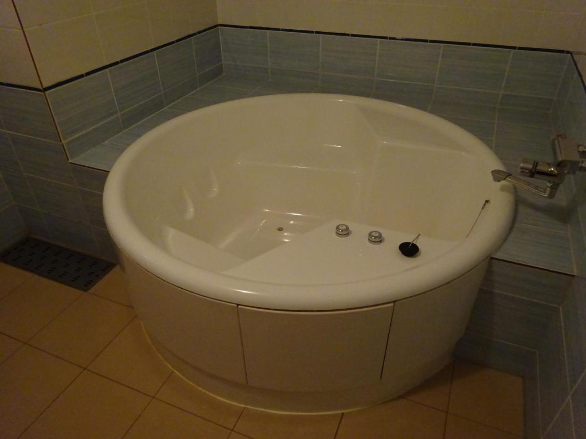 Hotel Rplus Higashimatsuyama Namegawa Eksteriør bilde